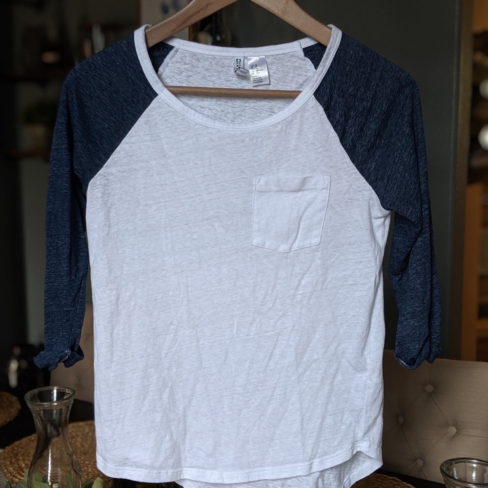 H&M Baseball Tee (xs)
